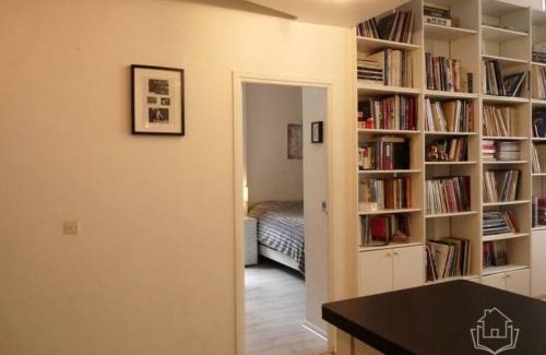 Saint-Vincent-de-Paul Apartamento | Loft très calme centre de Paris