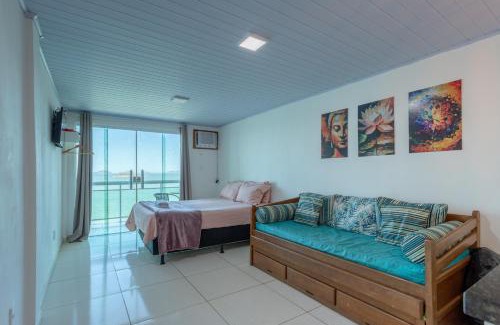 Sahy Apartamento | Loft vista mar com varanda em Mangaratiba