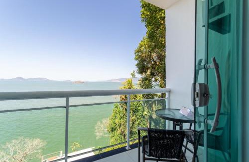 Sahy Apartamento | Loft vista mar com varanda em Mangaratiba