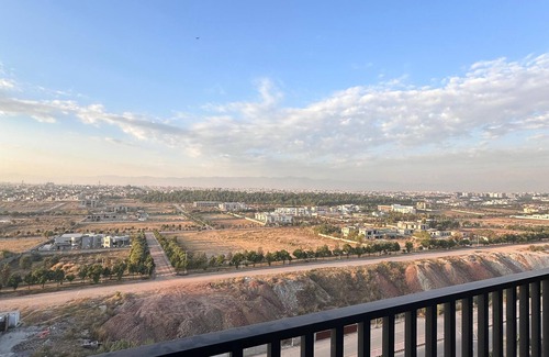 Islamabad Apartamento | Loft with View | Sky Park One Gulberg
