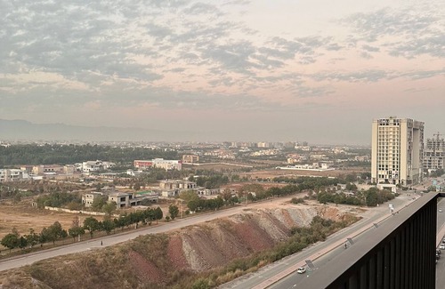 Islamabad Apartamento | Loft with View | Sky Park One Gulberg