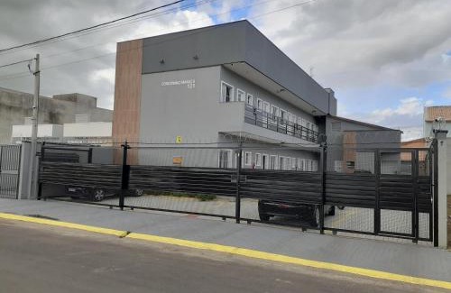 Pindamonhangaba Apartamento | Loft9 COMPLETO AR COND CANAIS ASSINAT GARAGEM prox Aparecida e Industrias