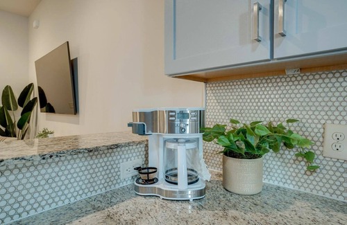 Midtown Casa | Lofts At 30th - Modernity on West End - 2 Units