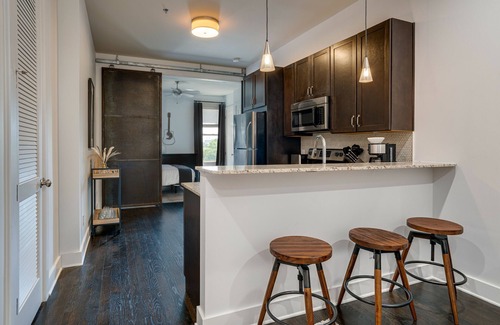Midtown Casa | Lofts At 30th - Urban Lodge - Mins to Broadway!