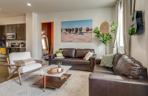 Midtown Cabaña | Lofts At 30th - Urban Lodge - Mins to Broadway!
