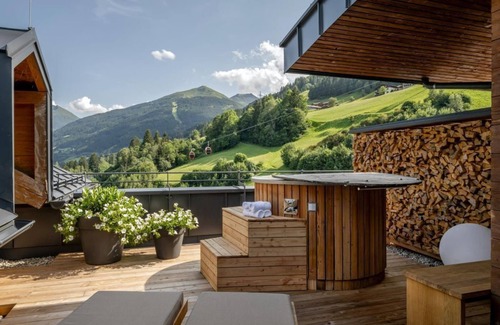 Bad Hofgastein Casa | Loftsuite XL 2-3 nights - Das Goldberg, Hotel