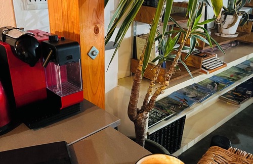 Greater Johannesburg Metropolitan Area Apartamento | Lofty Hipster