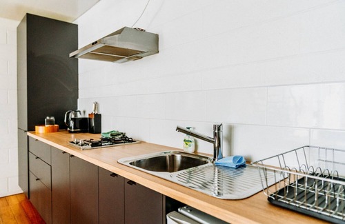 Abbotsford Casa | Lofty Inner City Warehouse