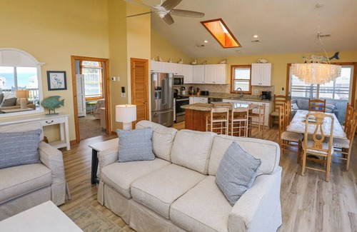 Carolina Dunes Casa | Lofty View ☀️ Semi-Oceanfront 4 BR home, Dog-Frendly 🐕 & Private Pool
