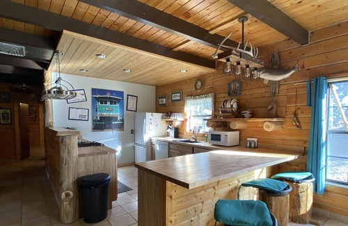 Elephant Butte Casa | Cabaña de madera en el lago