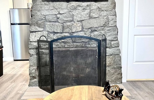 Spenard Cabina | Log cabin in heart of Anchorage