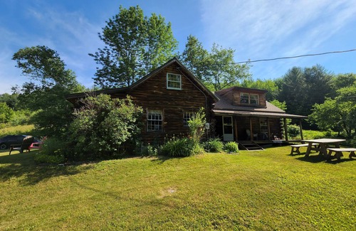Thornton Casa | Cabaña de madera en las montañas blancas de New Hampshire