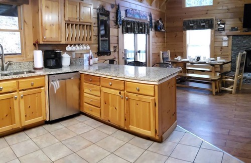 Pigeon Forge Cabina | Gran cabaña, excelente ubicación, excelentes tarifas, excelentes críticas