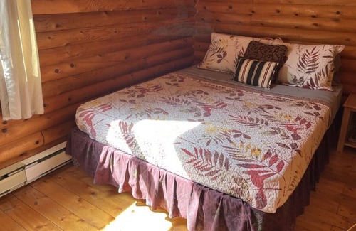West Bay Cabina | Log Cabin on Bras d'or lake, 1 BDR (5 of 5)