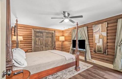 Joelton Casa | Log Cabin Sleeps 6 Woodsy Retreat!