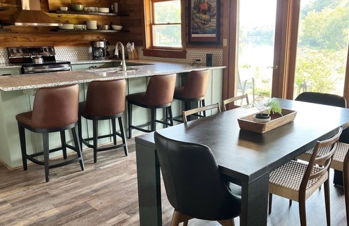 Heber Springs Cabina | Log Cabin with the Best Views of the Little Red River