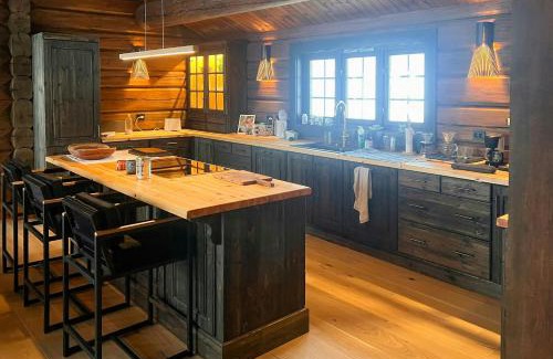 Vikberget Casa | Log Cabin With Views Over Turufjell