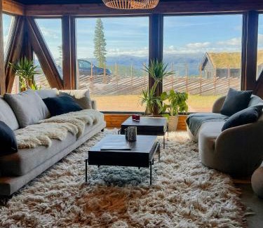 Vikberget Casa | Log Cabin With Views Over Turufjell