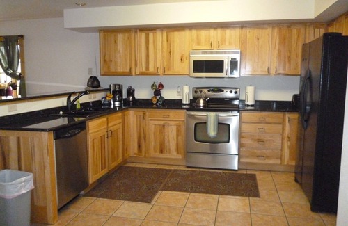 Lake Delton Casa | Log Gables - Lake Front