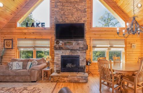 McHenry Casa | Log Me Inn