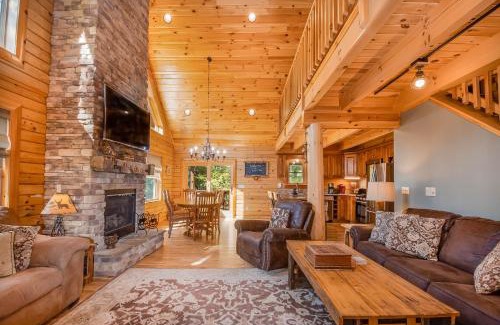 McHenry Casa | Log Me Inn