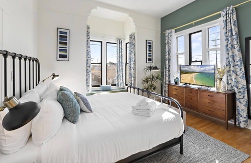 Logan Heights Casa | Logan Heights Loft, Unit 3 | 2/1.5 Loft, Close to Downtown and Gaslamp Quarter!