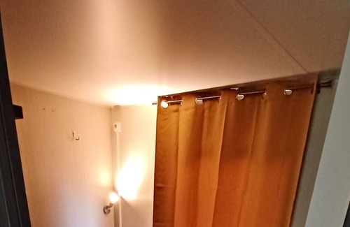 Saint-Cassien Casa | Logement à la Campagne Près du Centre Ville. Wifi Parking Gratuit