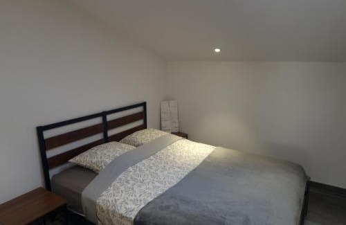 Tourtour Apartamento | Logement au cœur du village