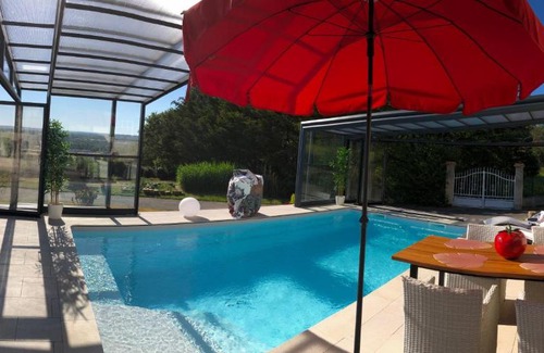 Estivareilles Apartamento | Logement avec spa ,sauna et piscine privée chauffée du 15 avril à début octobre vue