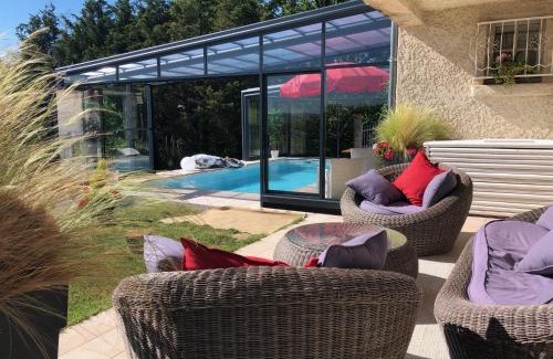 Estivareilles Apartamento | Logement avec spa ,sauna et piscine privée chauffée du 15 avril à début octobre vue