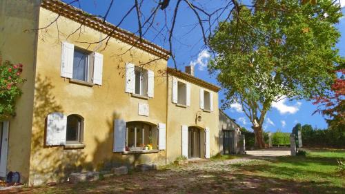 Cabannes Apartamento | Logement charme provençal