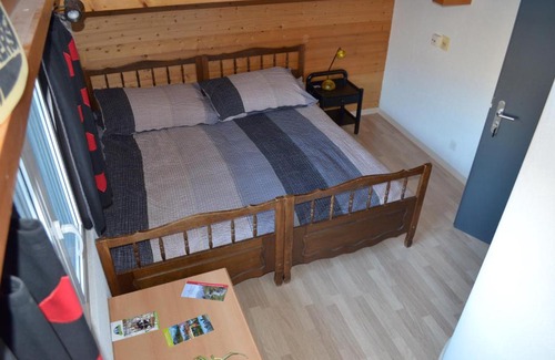 Granges Casa | Logement chez l'habitant étage indépendant