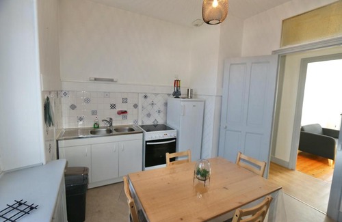 Voiron Apartamento | Logement coquet . Parking gratuit garanti