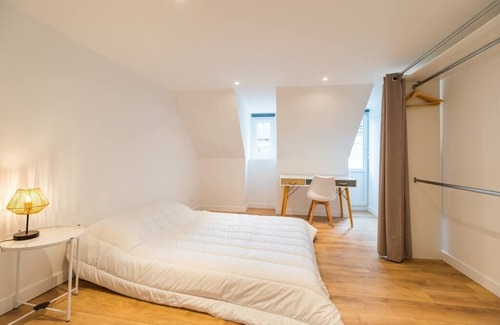 Guingamp Apartamento | Logement D'exception : 6 Chambres et Babyfoot