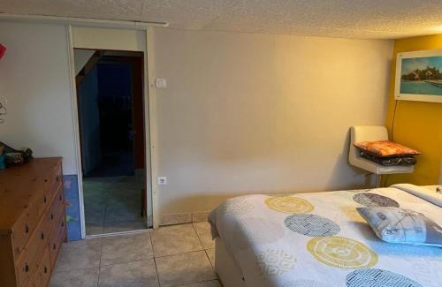 Belle-Eglise Apartamento | Logement entrée indépendant, sous sol éclairé, cuisine, SDB WC, jardin