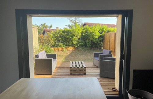 Orlienas Casa | Logement Gîte Meublé 50m2 + Jardin