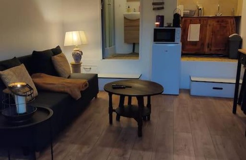 Mezieres-sur-Seine Apartamento | logement Mezzanine salon indépendant