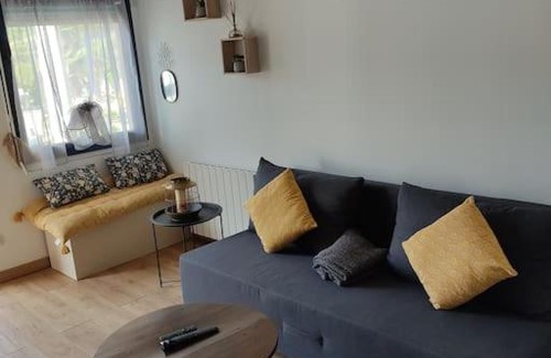 Mezieres-sur-Seine Apartamento | logement Mezzanine salon indépendant