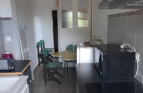 Le Teil Condominio | Logement Spacieux et Trés Lumineux, Pour 3 à 5 Personnes, Avec Parking