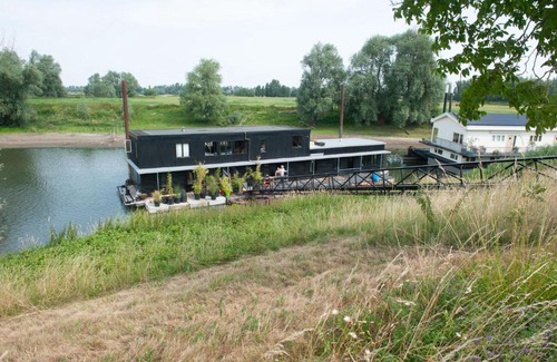 Beneden-Leeuwen Apartamento | Logeren aan de uiterwaarden