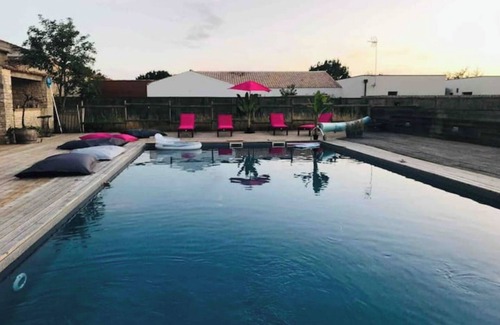 Saint Ouen d'Aunis Casa | Logis d'aventon <>Magnificent residence 10' from La Rochelle
