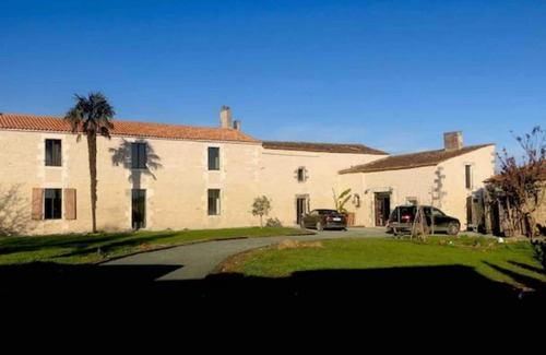 Saint Ouen d'Aunis Casa | Logis d'aventon <>Magnificent residence 10' from La Rochelle