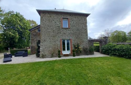 Val de Drome Casa | Logis du Château de Brecy