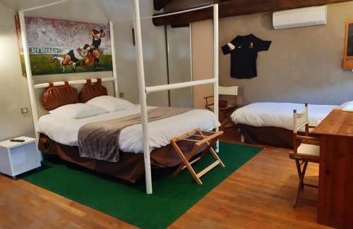 Daux Cama Y Desayuno | Logis Domaine de Peyrolade
