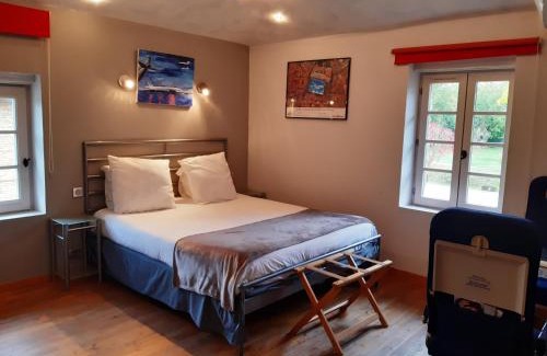 Daux Cama Y Desayuno | Logis Domaine de Peyrolade