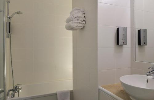 Azay-le-Rideau Hotel | Logis Hôtel Restaurant des Châteaux