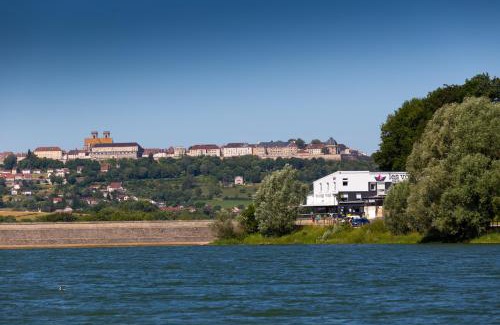 Peigney Hotel | Logis Les Voiliers