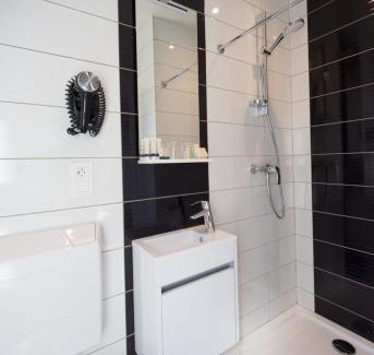Peigney Hotel | Logis Les Voiliers
