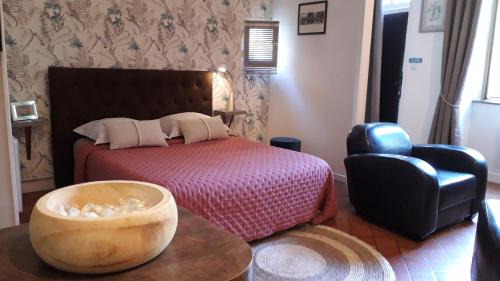 Republique Apartamento | Logis Muraille Romaine, Centre Historique, Lit queen size