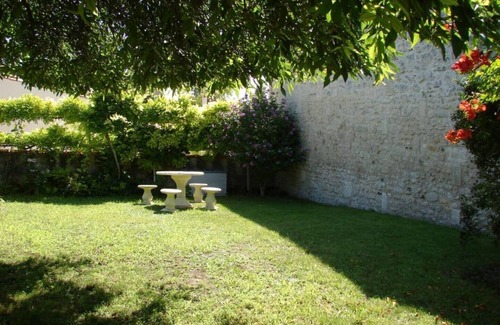 Saintes Apartamento | - Logis Saint Eutrope -